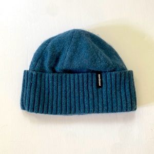 *NEVER WORN* Blue Patagonia Beanie